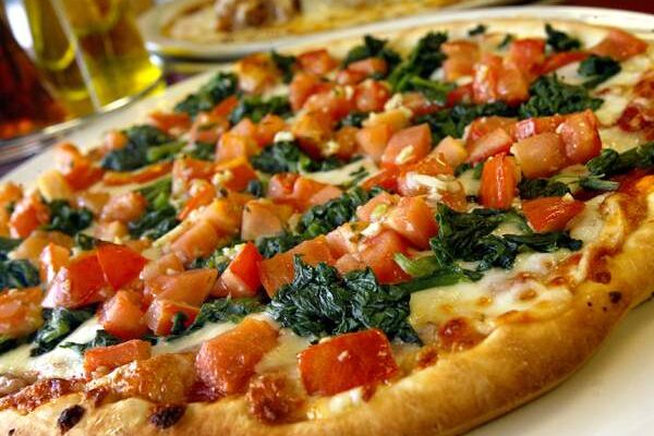 pizza, destinatie culinara Italia