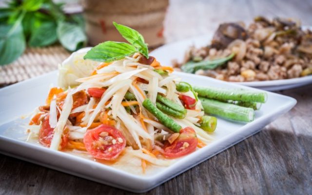 Som Tum mancare thailandeza