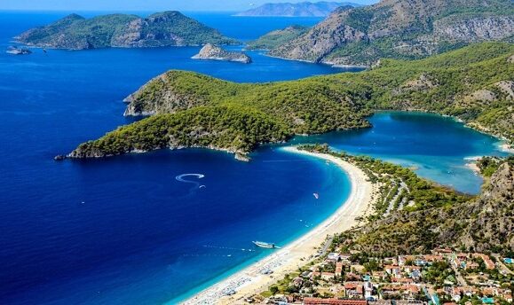 Cele mai frumoase plaje din Turcia. Cazari de la 40 euro/noapte