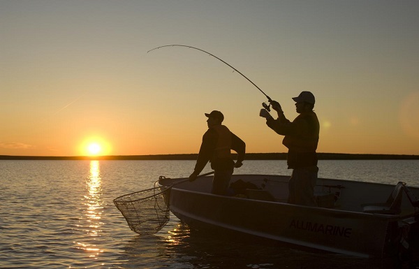 vacanta la pescuit in delta
